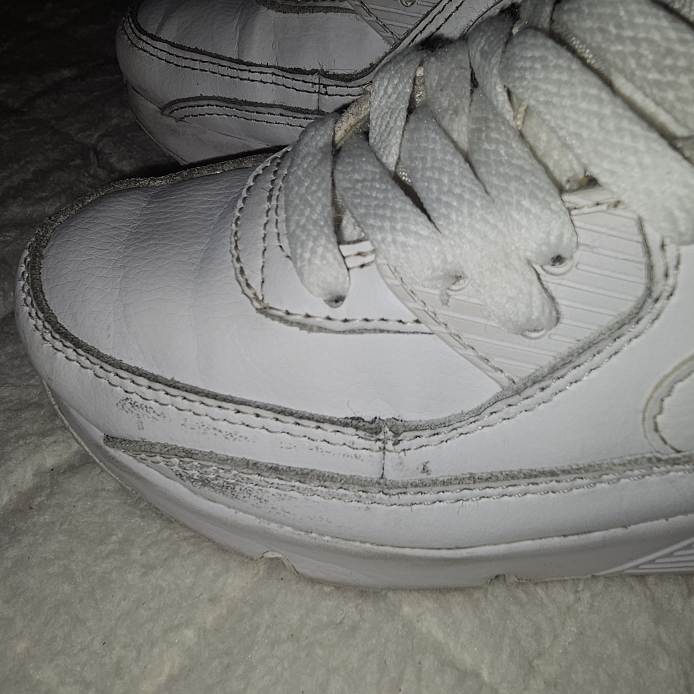 Nike Air Max 90 Kids Classic White/White Sneakers 13.5C Unisex style Kids shoes - Picture 8 of 11